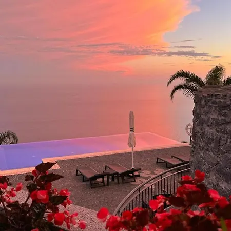 Ocean View Madeira 4 Apartment