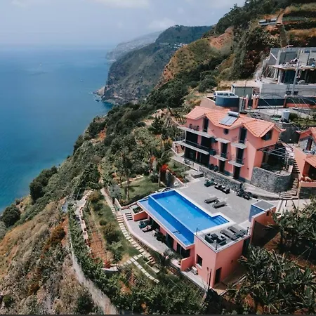Ocean View Madeira 4 Canhas